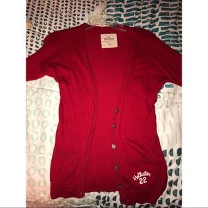Hollister cardigan 😍